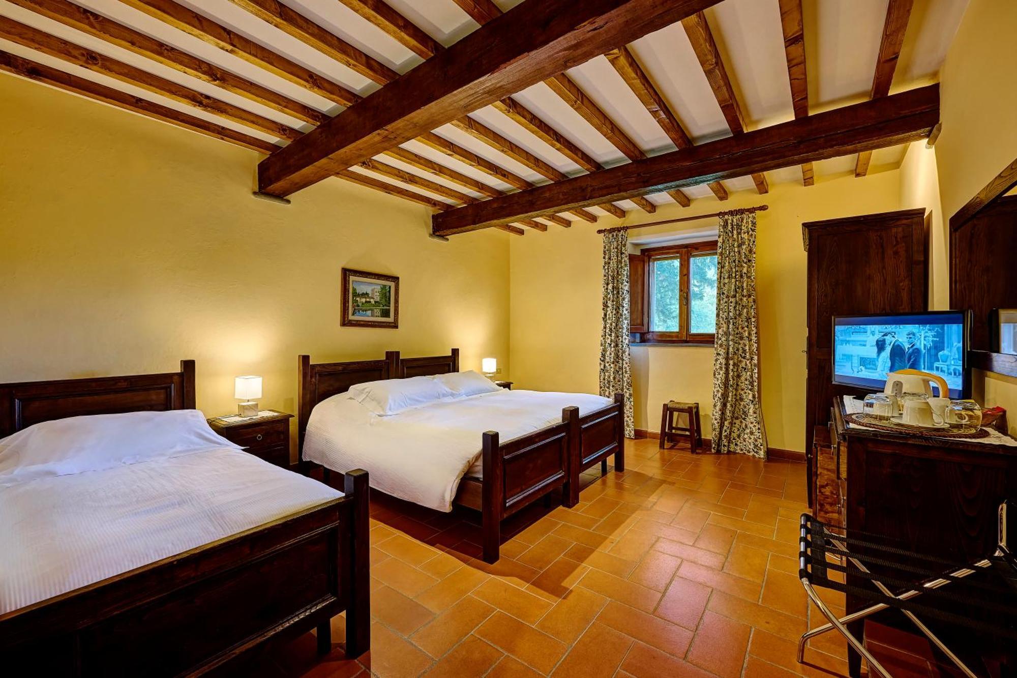 Triple Room